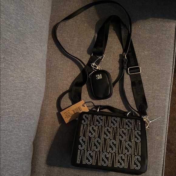 Steve Madden Black Crossbody Bag with Silver Accents - Picture 1 of 4